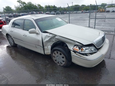 2004 LINCOLN TOWN CAR ULTIMATE