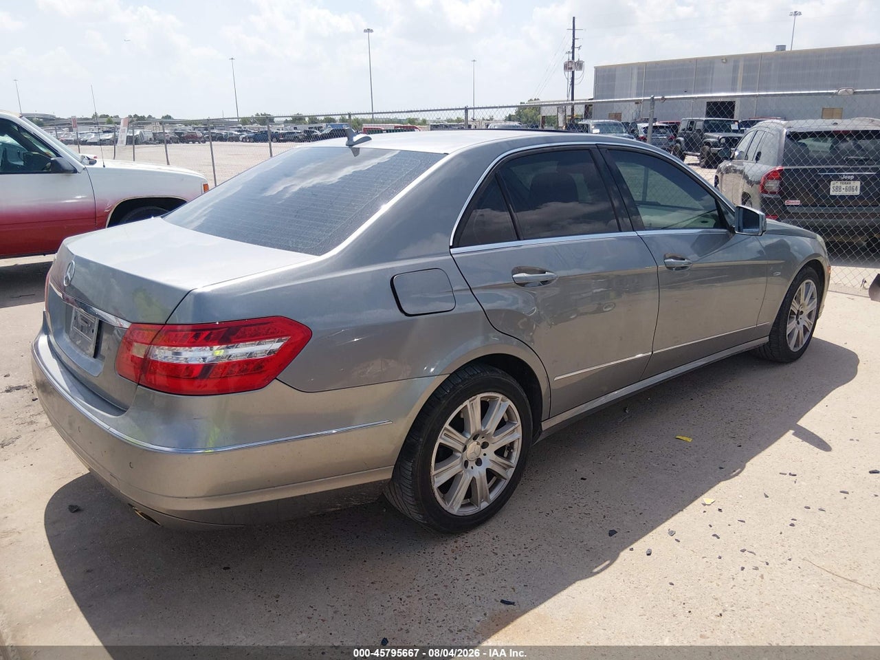 2012 MERCEDES-BENZ E 350   · 4/11