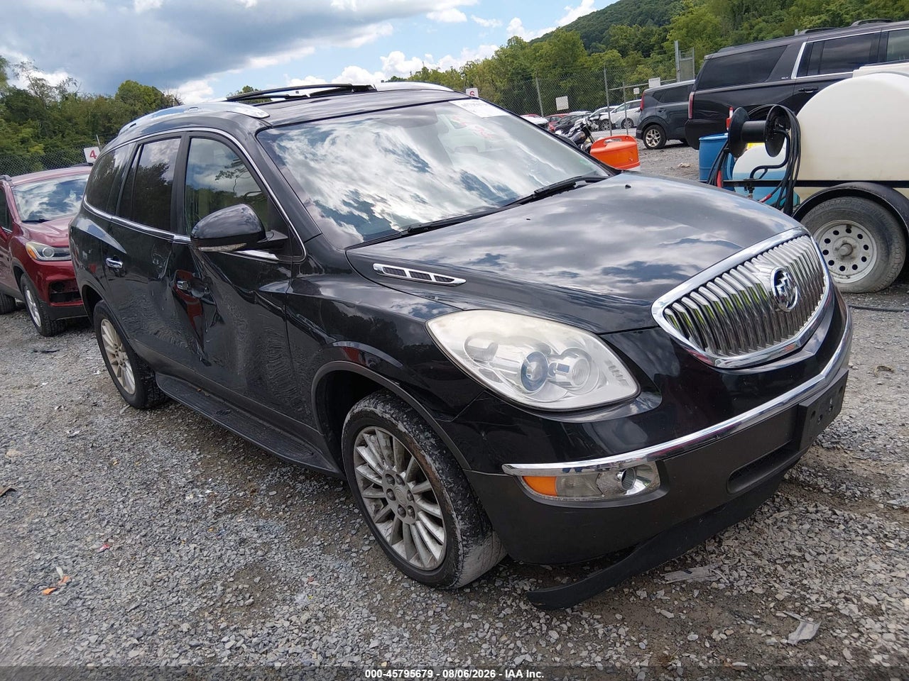 5GAKRBEDXBJ****** · 2011 BUICK ENCLAVE 1XL
