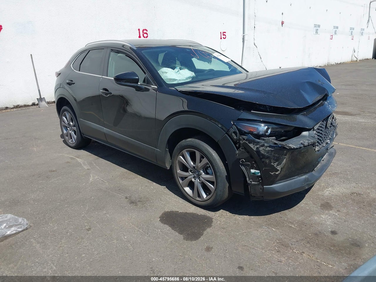 3MVDMBBM8PM****** · 2023 MAZDA CX-30 2.5 S SELECT