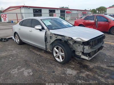 2018 VOLVO S90 T5 MOMENTUM