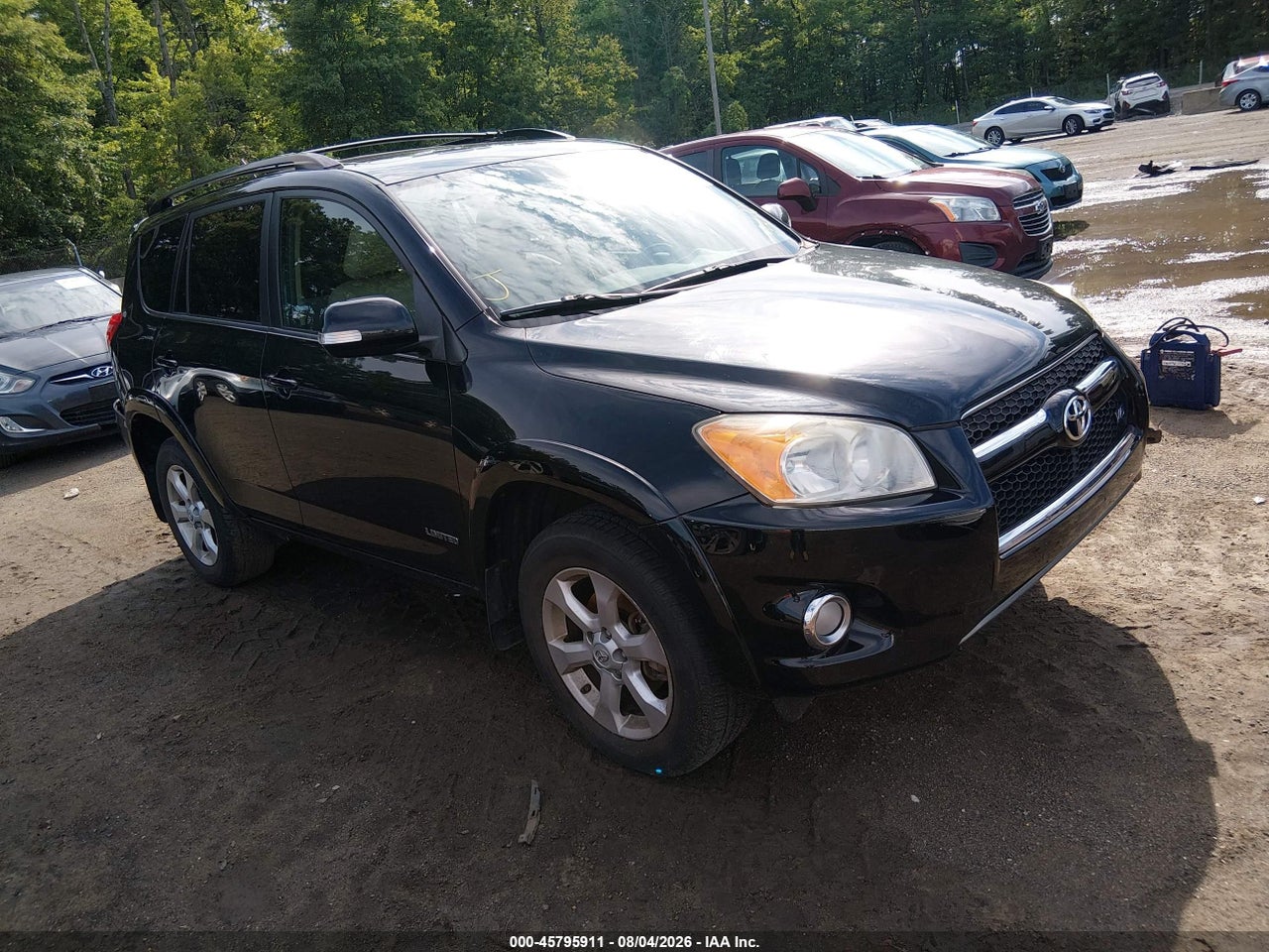 JTMDK4DVXBD****** · 2011 TOYOTA RAV4 LIMITED V6