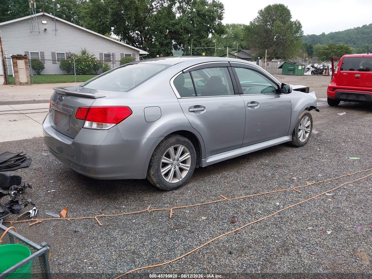 2011 SUBARU LEGACY 2.5I PREMIUM · 4/11