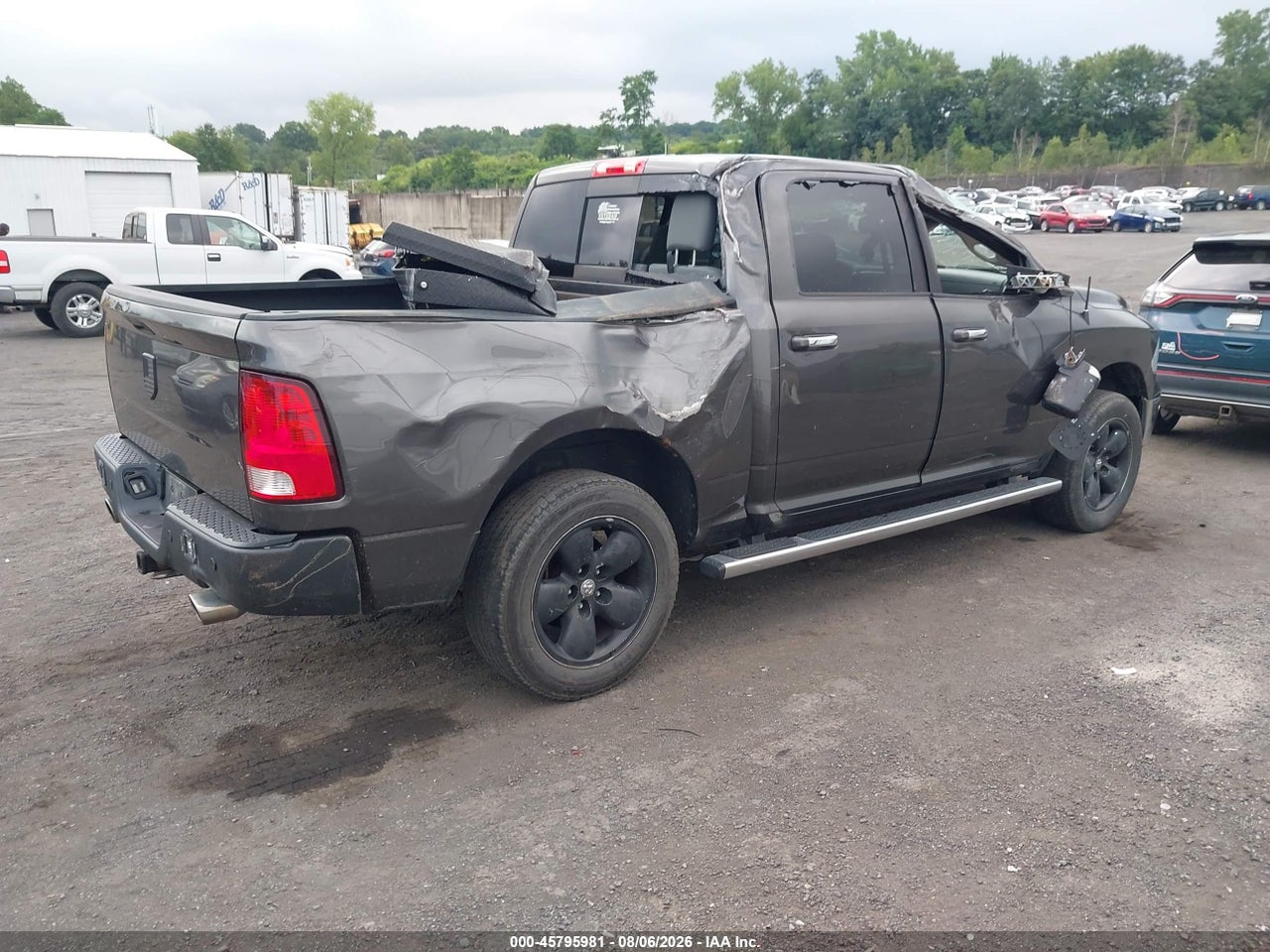 2017 RAM 1500 BIG HORN  4X4 5'7 BOX · 4/11