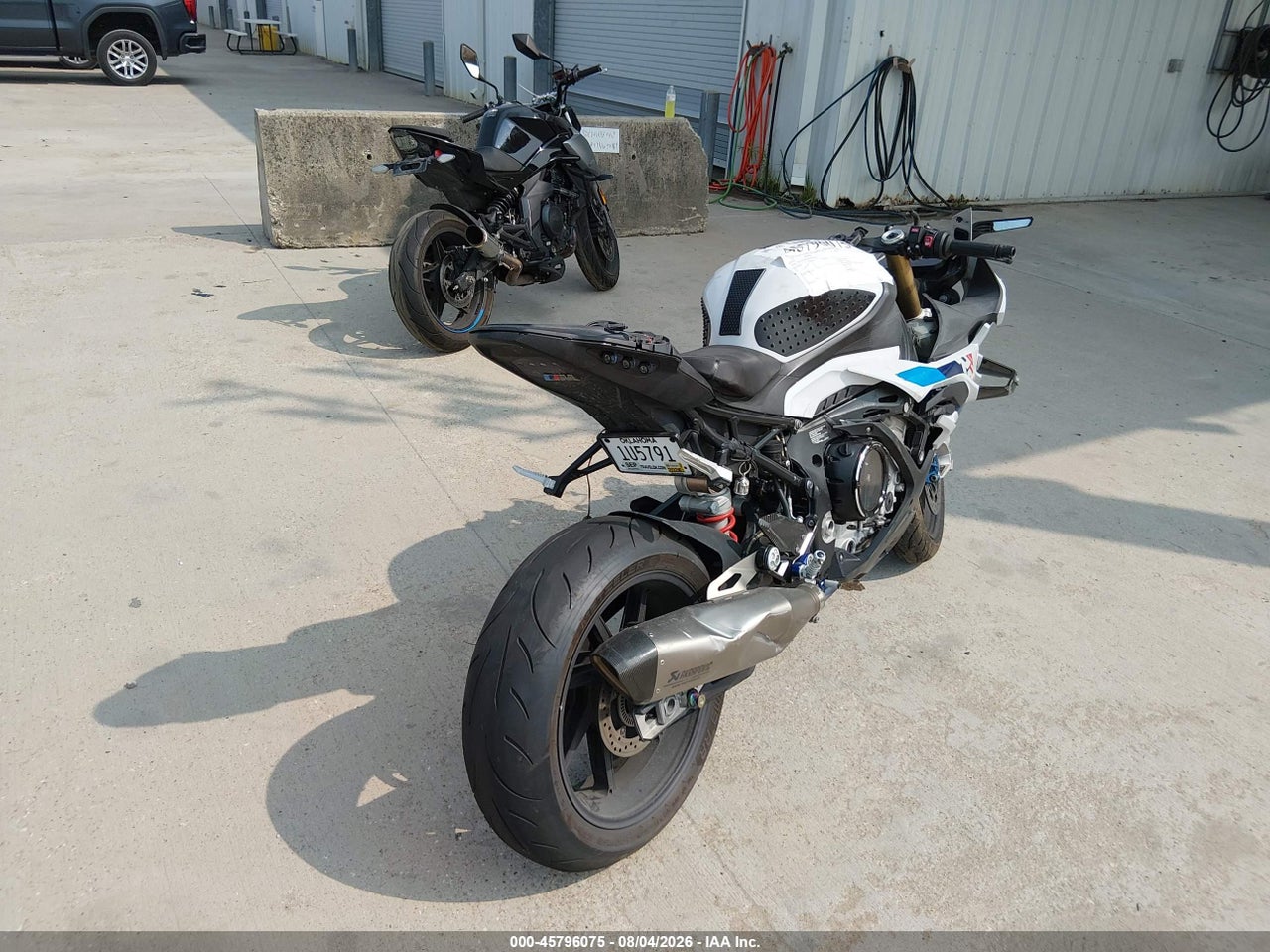 2024 BMW S 1000 RR · 4/11