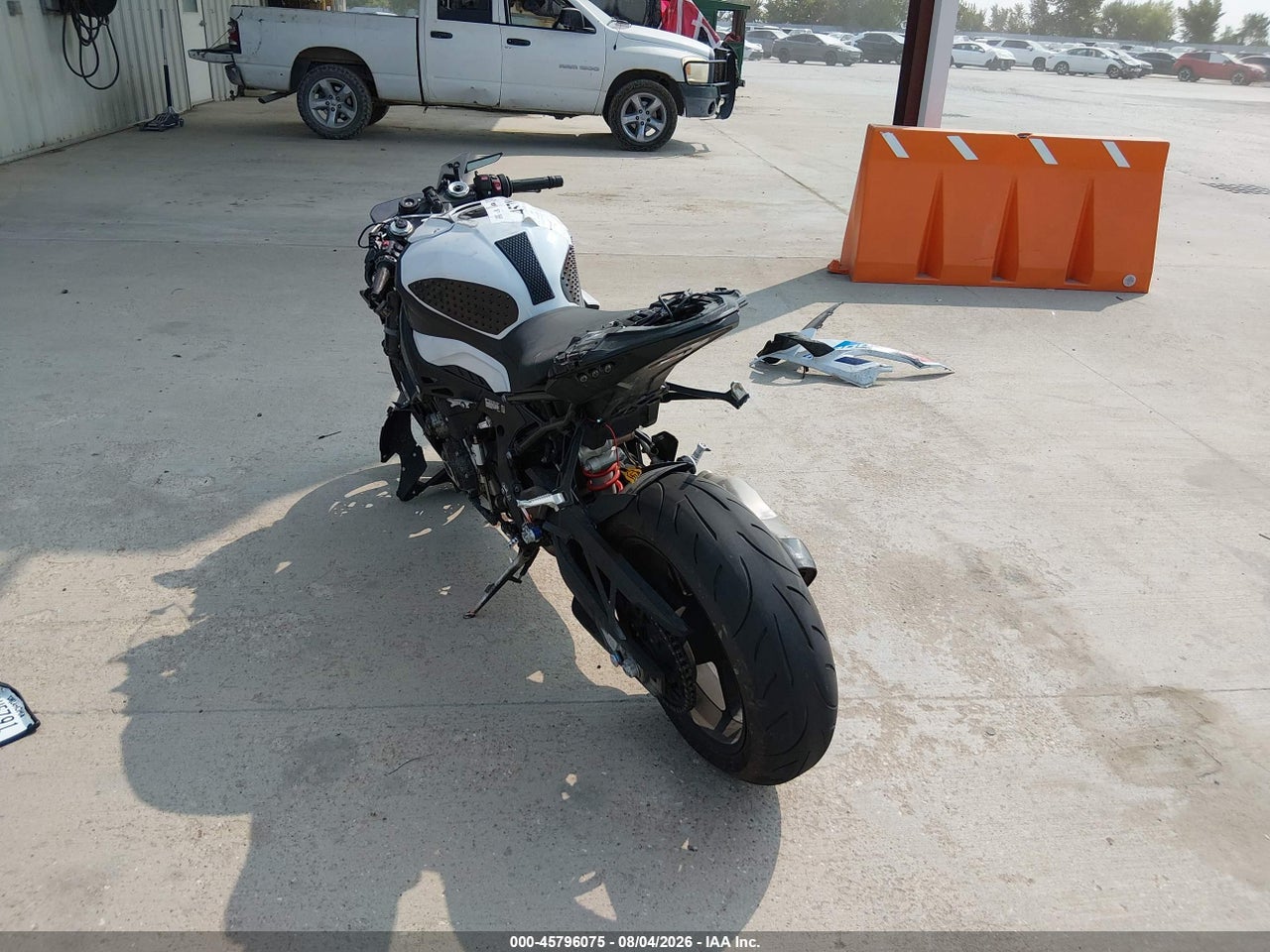 2024 BMW S 1000 RR · 3/11