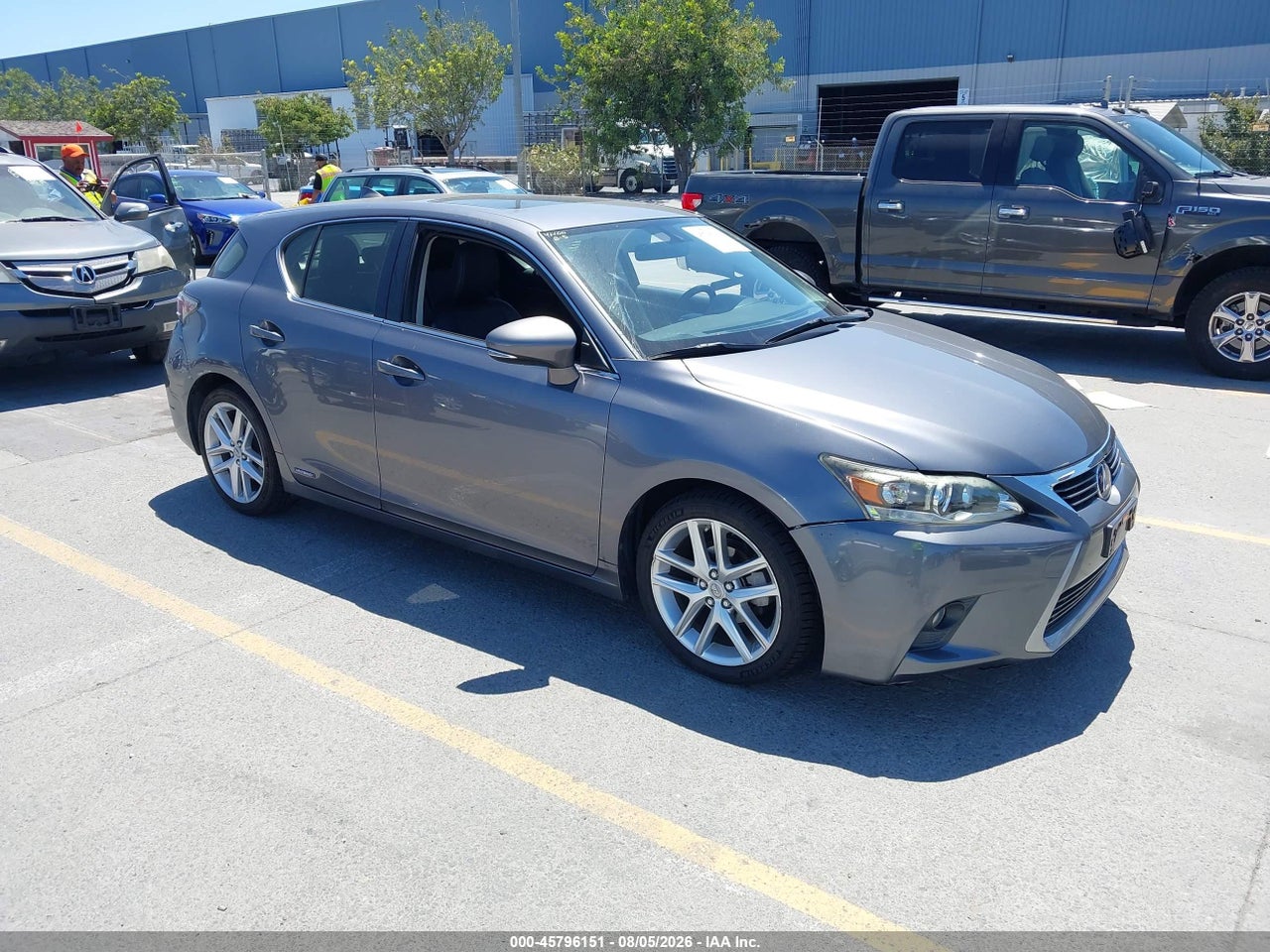 JTHKD5BH2E2****** · 2014 LEXUS CT 200H