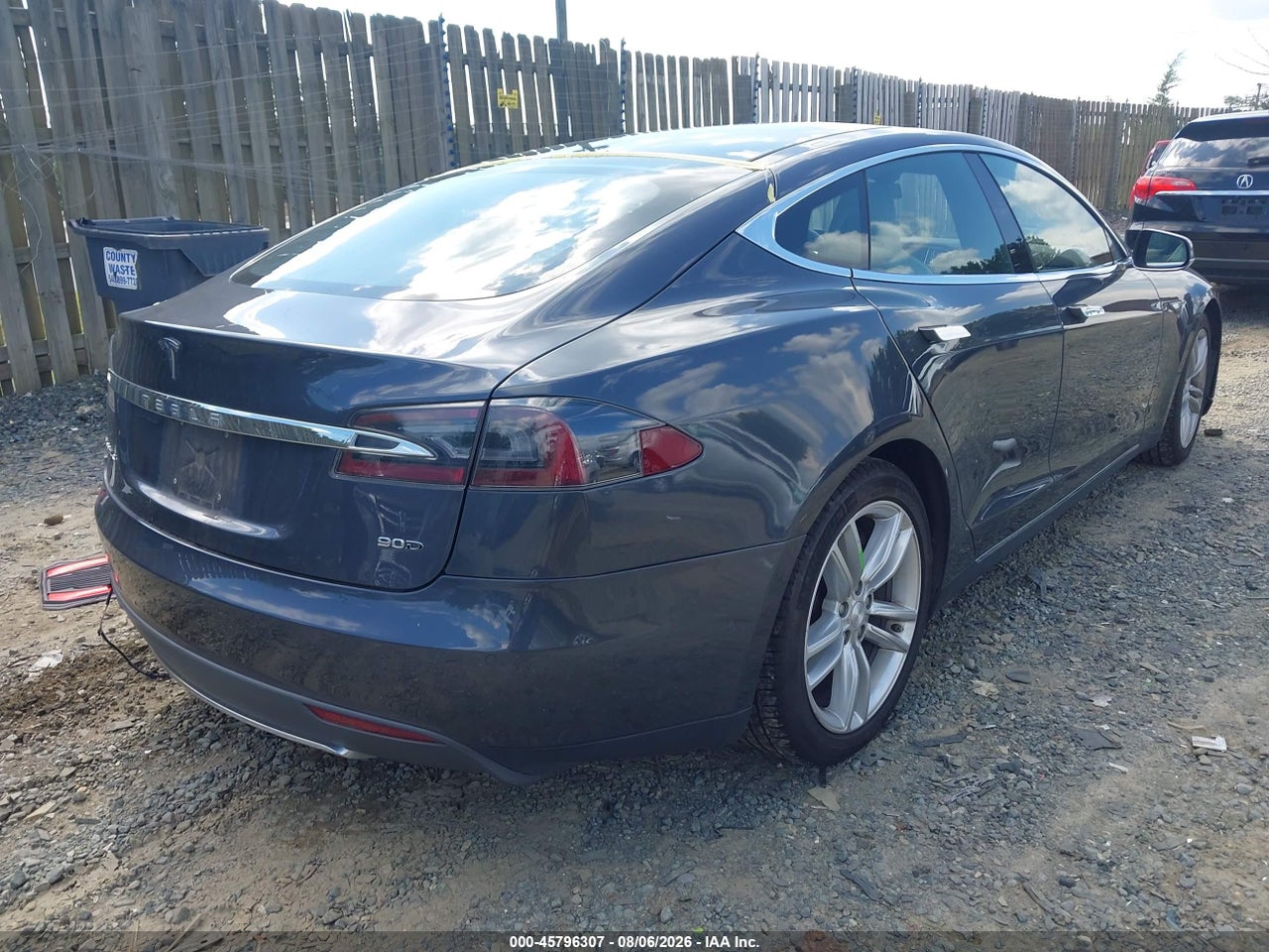 2016 TESLA MODEL S 60D/70D/75D/85D/90D · 4/11