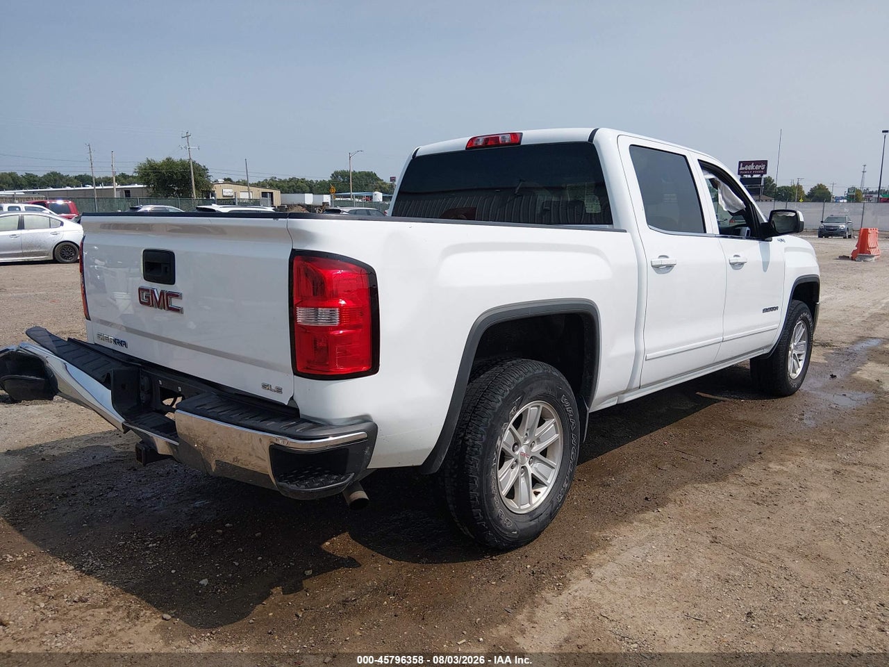 2015 GMC SIERRA 1500 SLE · 4/11
