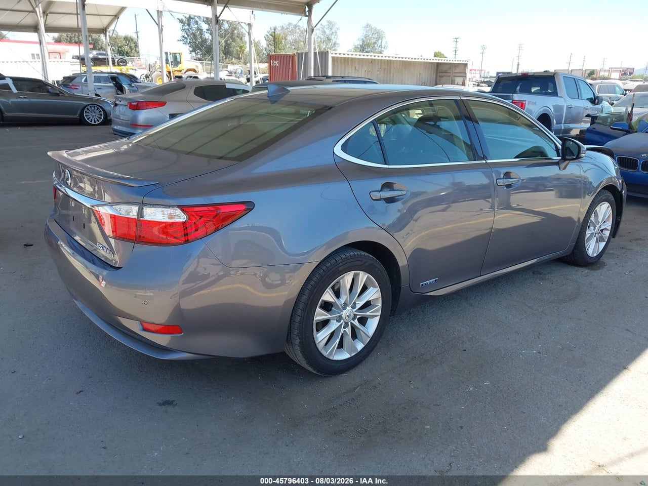 2015 LEXUS ES 300H · 4/11