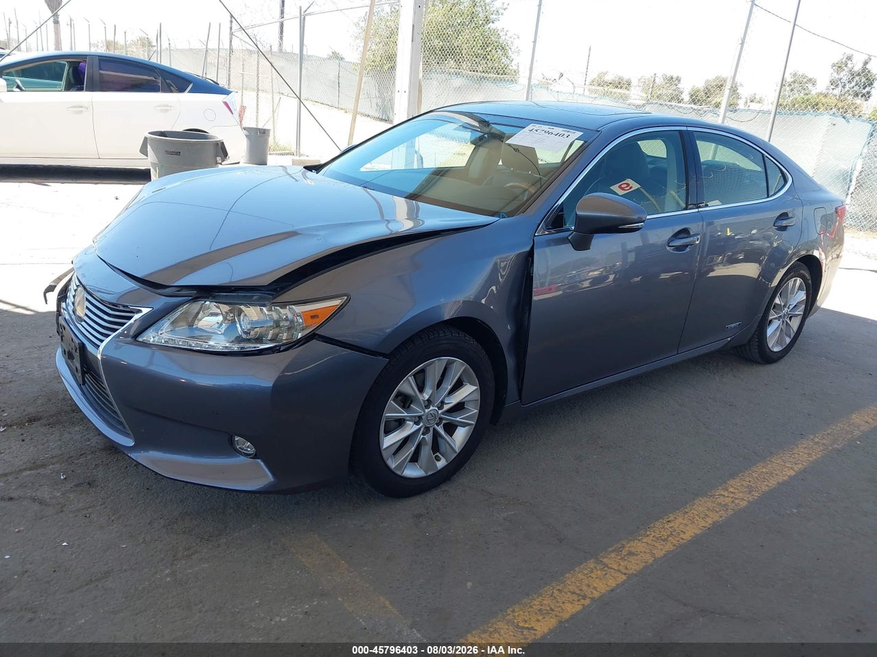 2015 LEXUS ES 300H · 2/11