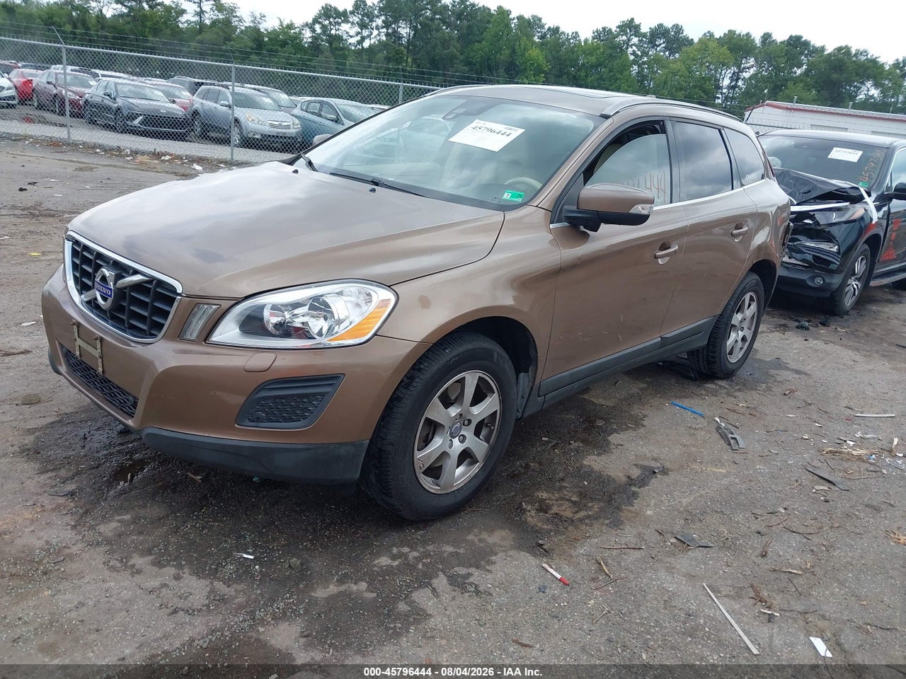 2011 VOLVO XC60 3.2/3.2 R-DESIGN · 2/11
