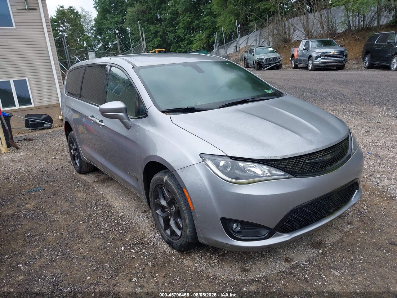 2C4RC1FG5KR****** · 2019 CHRYSLER PACIFICA TOURING PLUS