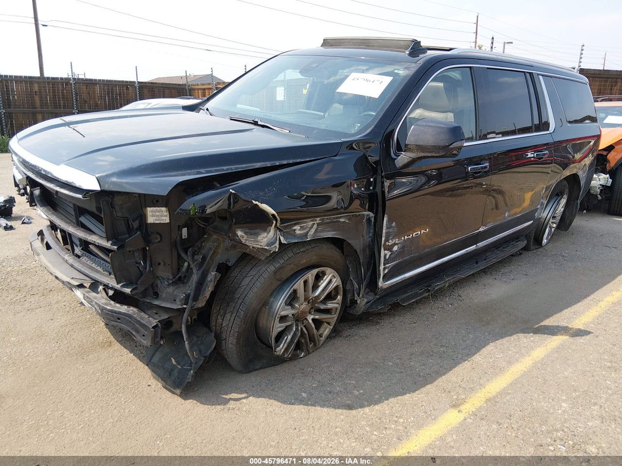 2021 GMC YUKON XL 4WD SLT · 2/11