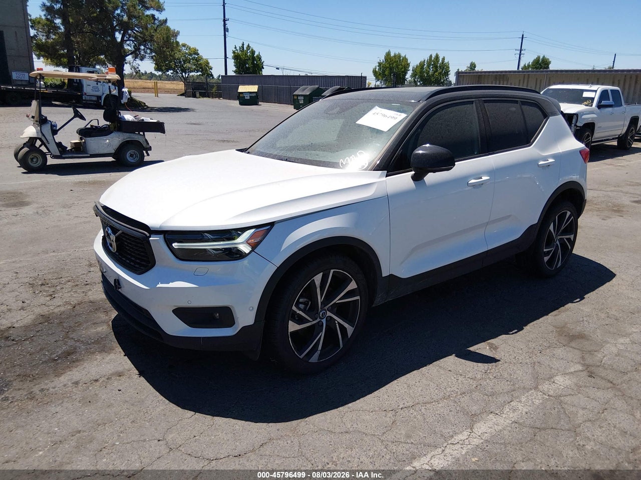 2019 VOLVO XC40 T5 R-DESIGN · 2/11