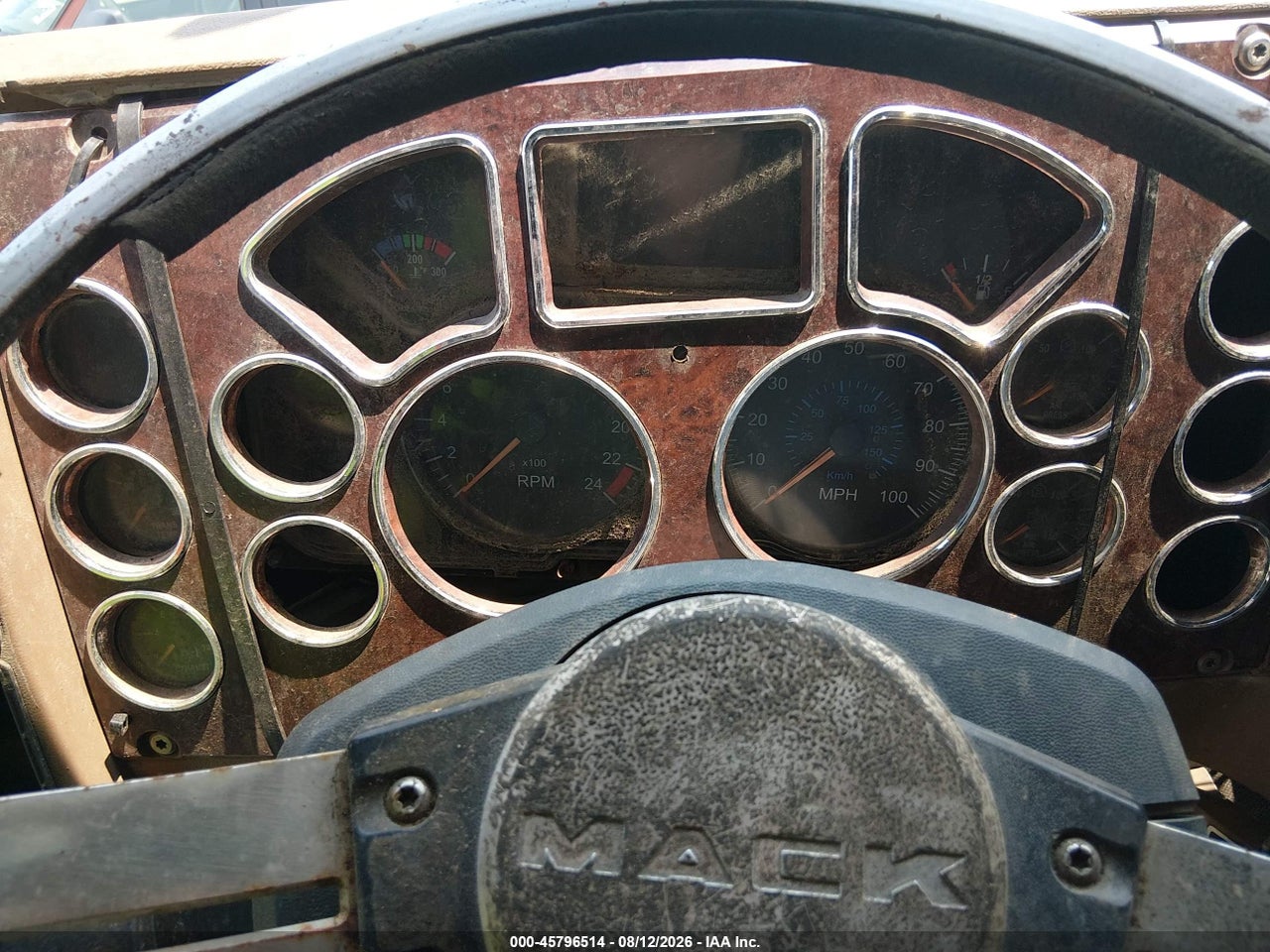 2007 MACK 700 CTP700 · 6/12