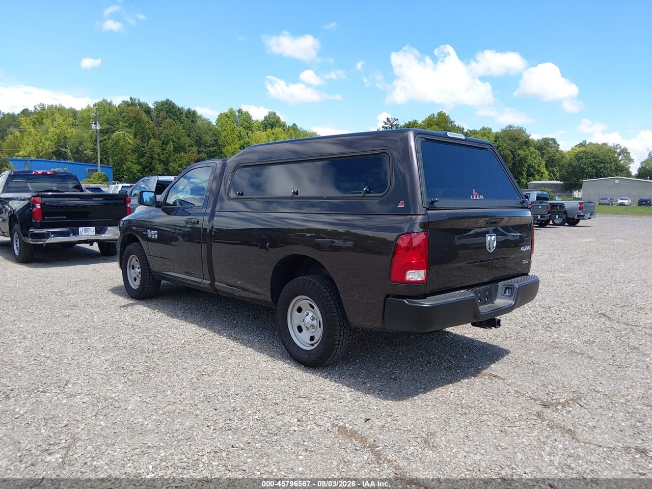 2017 RAM 1500 TRADESMAN  4X4 8' BOX · 3/11