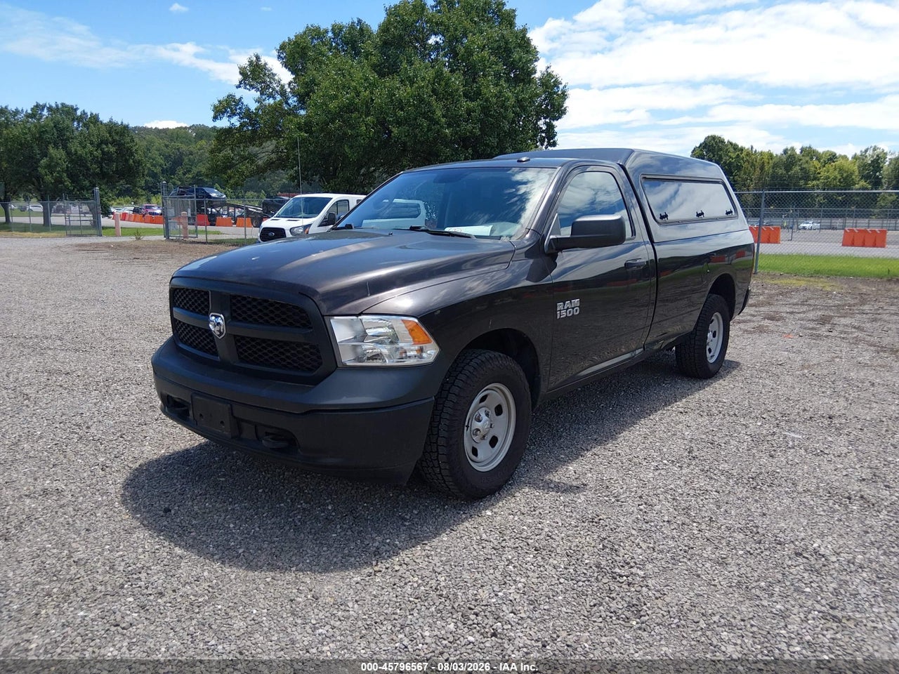 2017 RAM 1500 TRADESMAN  4X4 8' BOX · 2/11