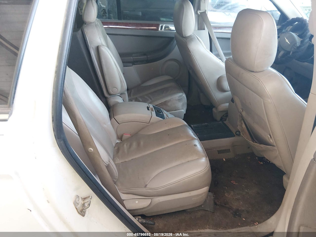 2A8GM68406R****** · 2006 CHRYSLER PACIFICA TOURING · 8/11