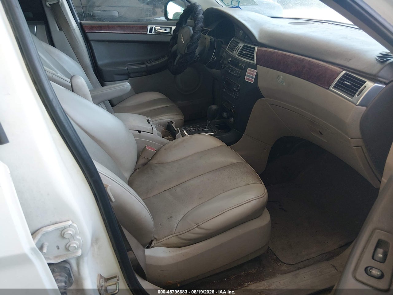 2A8GM68406R****** · 2006 CHRYSLER PACIFICA TOURING · 5/11