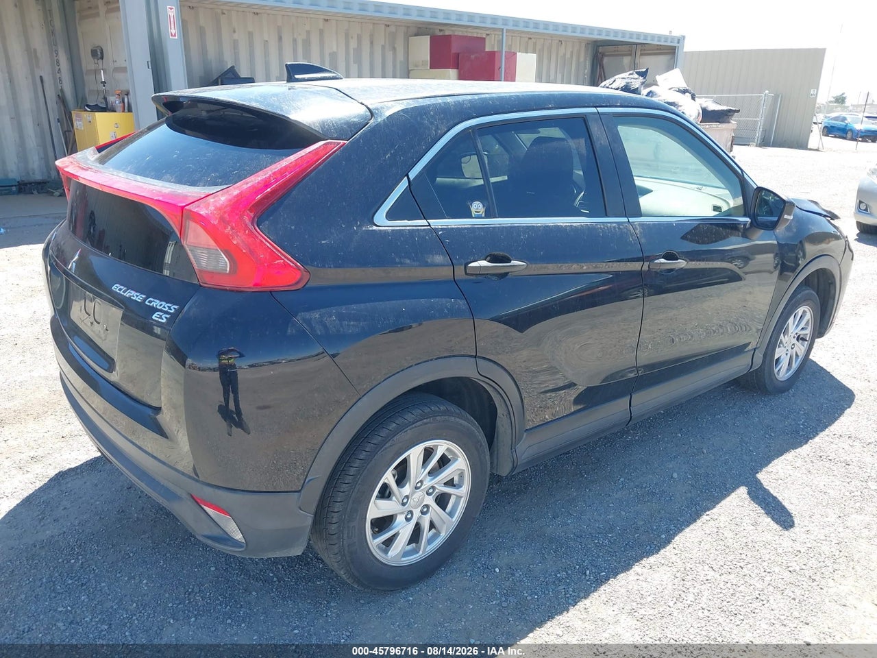 2019 MITSUBISHI ECLIPSE CROSS ES · 4/8