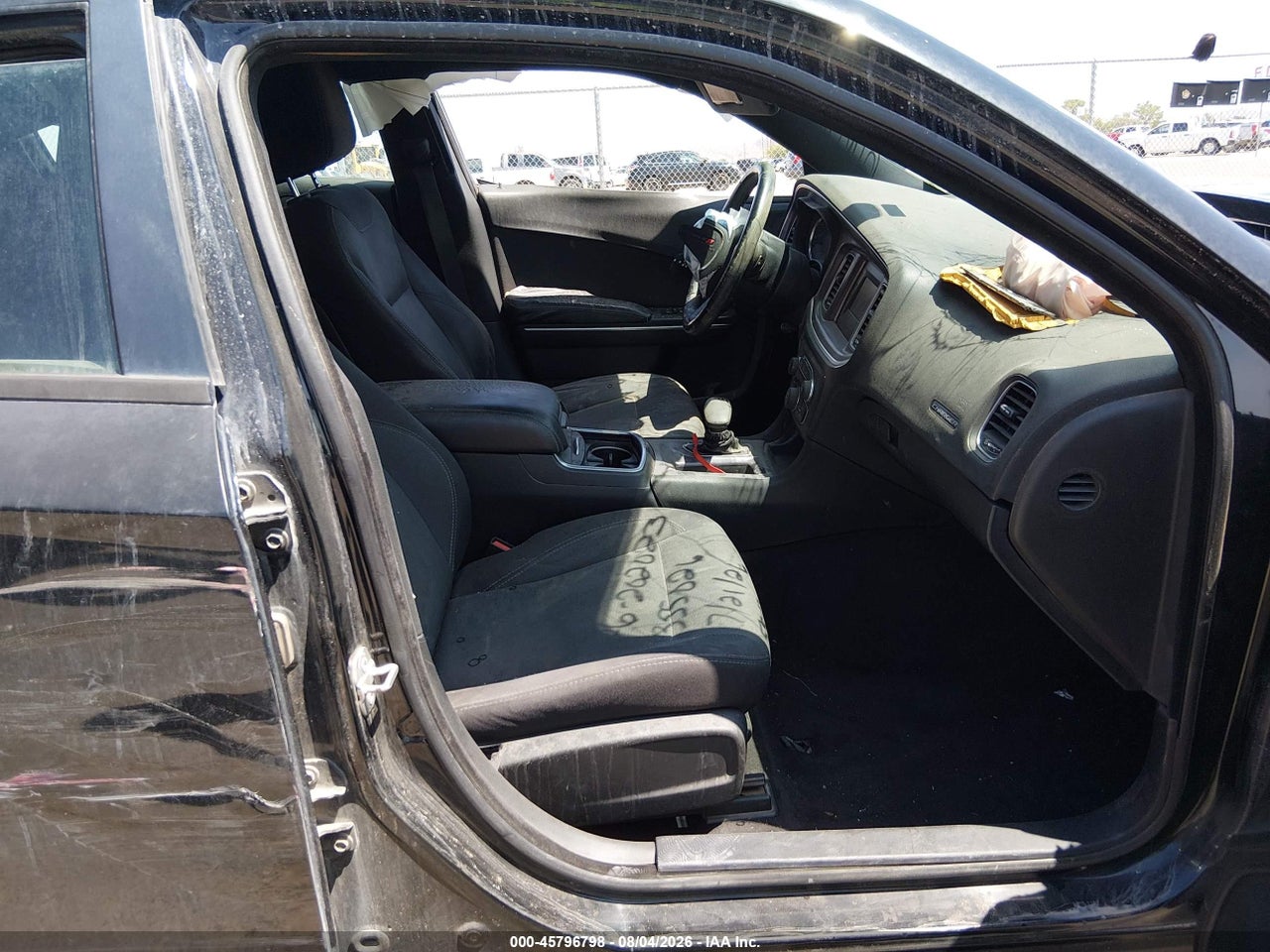 2015 DODGE CHARGER SE · 5/10