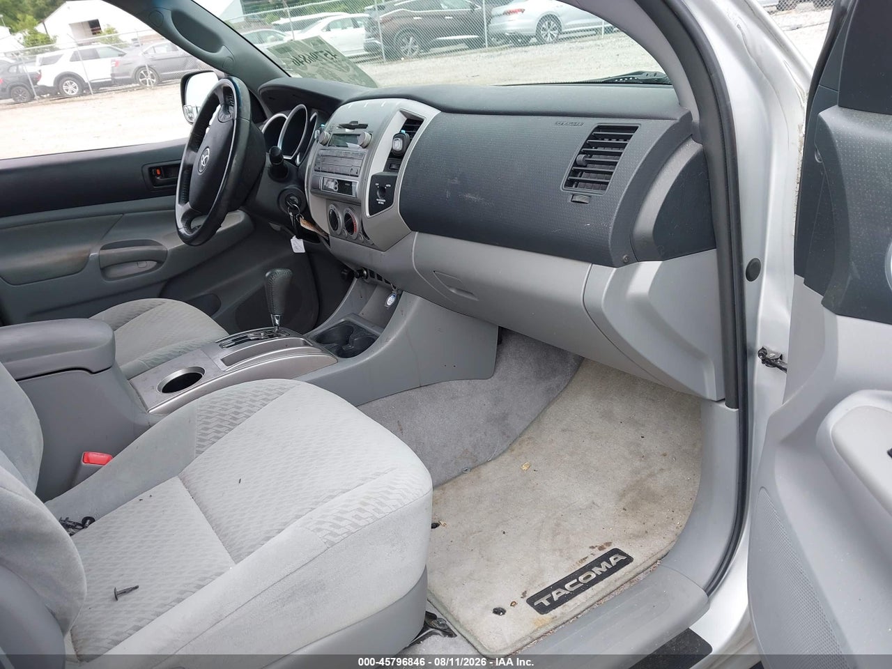 2011 TOYOTA TACOMA PRERUNNER V6 · 5/11