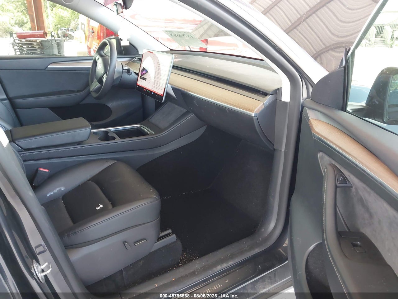 2025 TESLA MODEL Y LONG RANGE DUAL MOTOR REAR-WHEEL DRIVE · 5/9