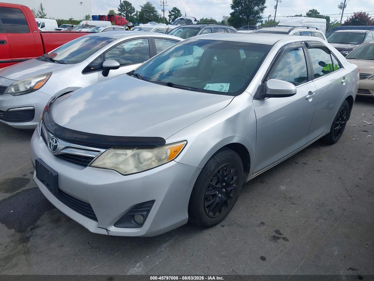 2012 TOYOTA CAMRY LE · 2/11