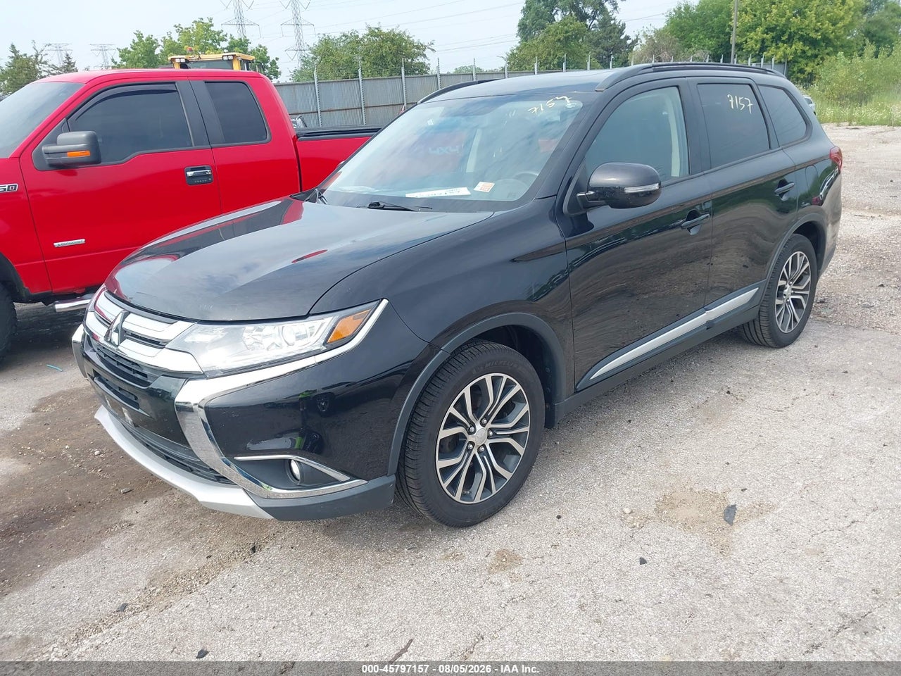 2016 MITSUBISHI OUTLANDER SEL · 2/11