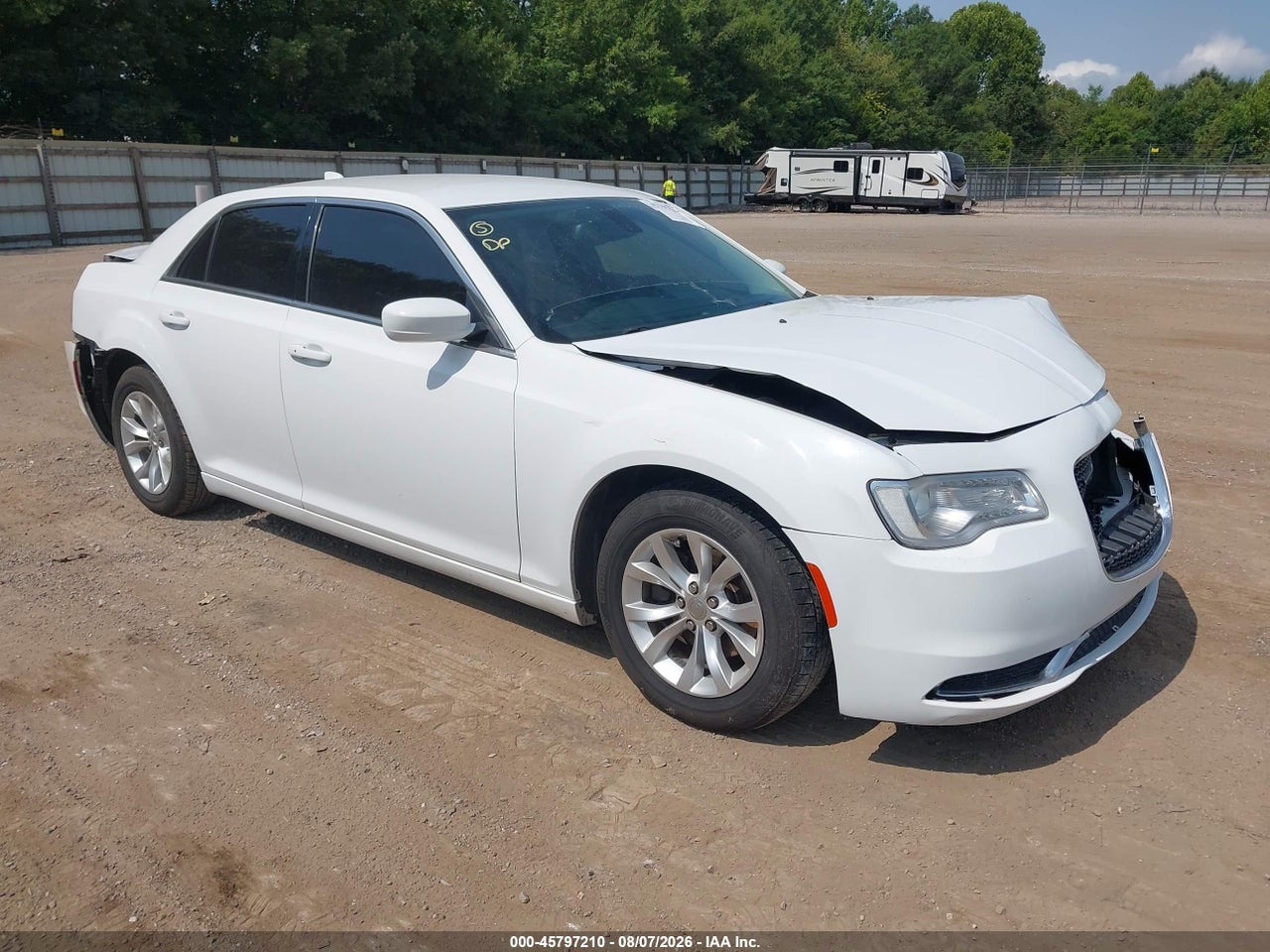 2C3CCAAG5FH****** · 2015 CHRYSLER 300 LIMITED