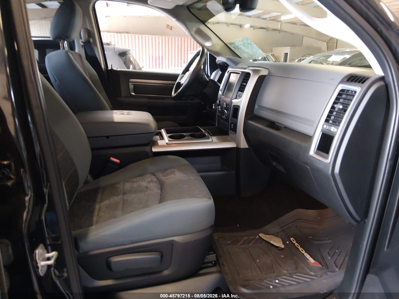 2015 RAM 1500 BIG HORN · 5/11