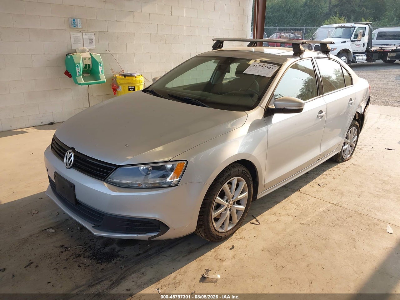 2012 VOLKSWAGEN JETTA 2.5L SE · 2/11
