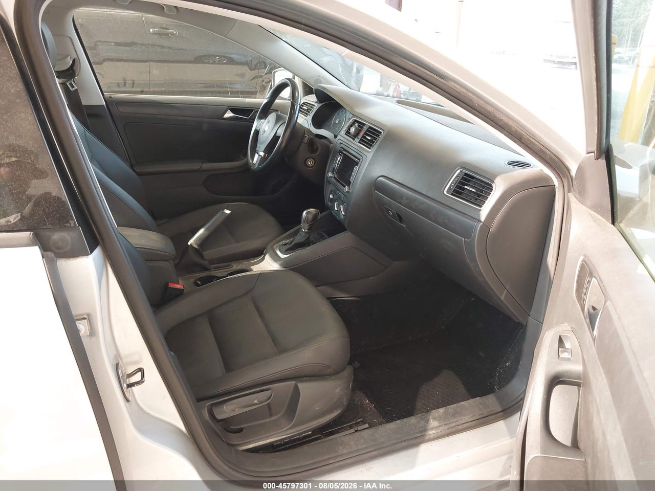 2012 VOLKSWAGEN JETTA 2.5L SE · 5/11