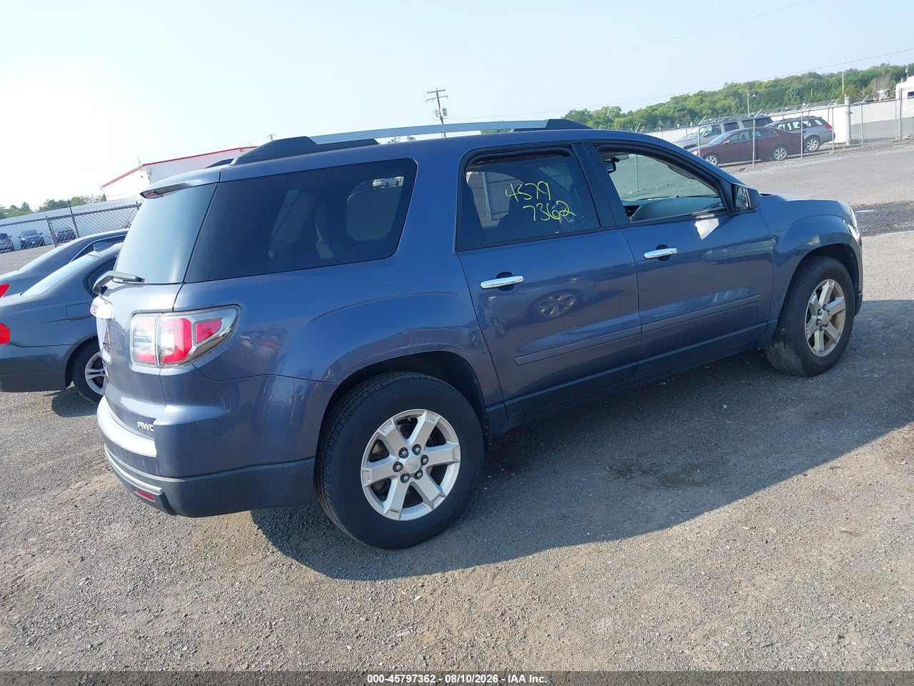 2014 GMC ACADIA SLE-2 · 4/11