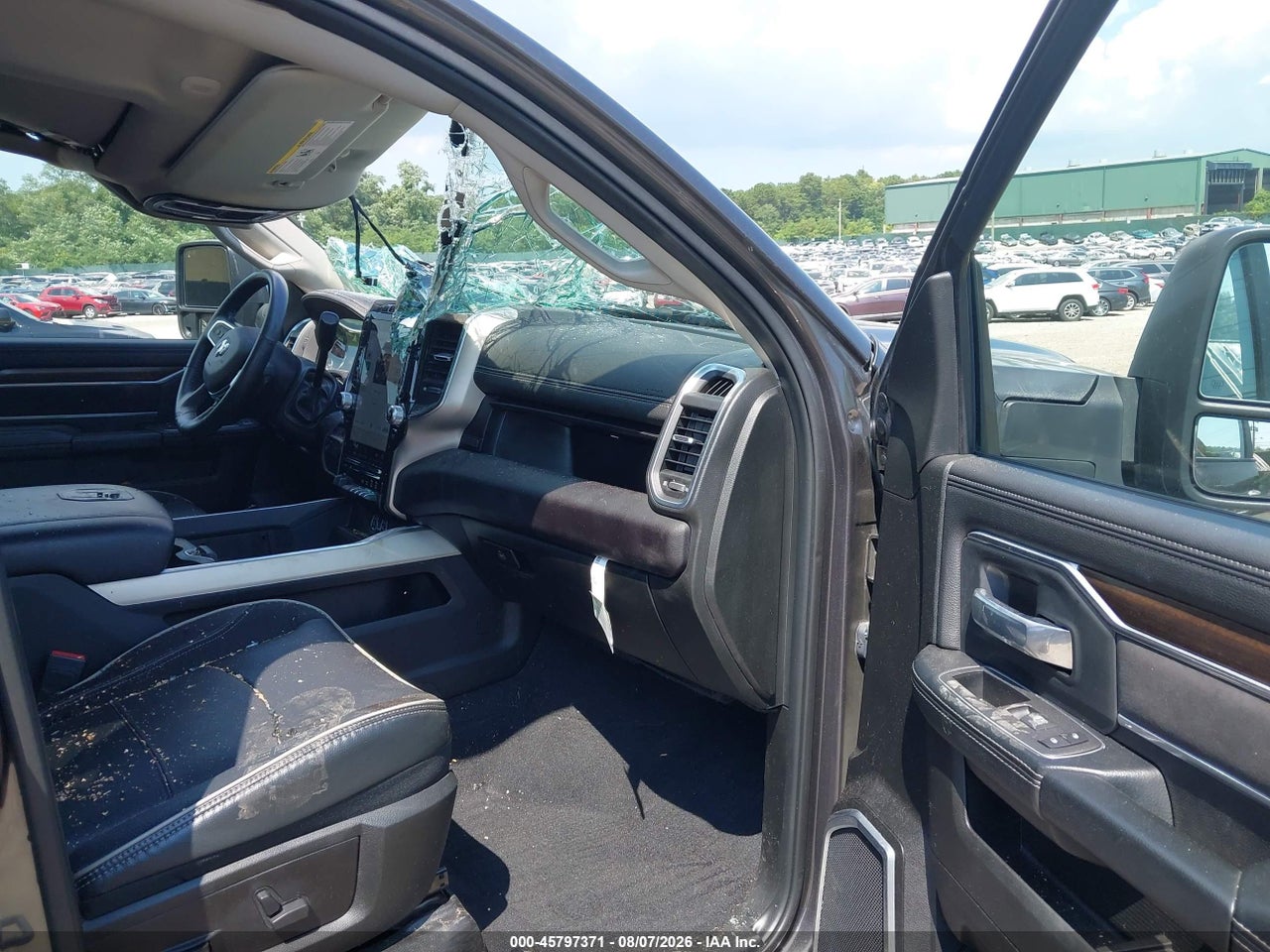 2024 RAM 2500 LARAMIE  4X4 6'4 BOX · 5/11