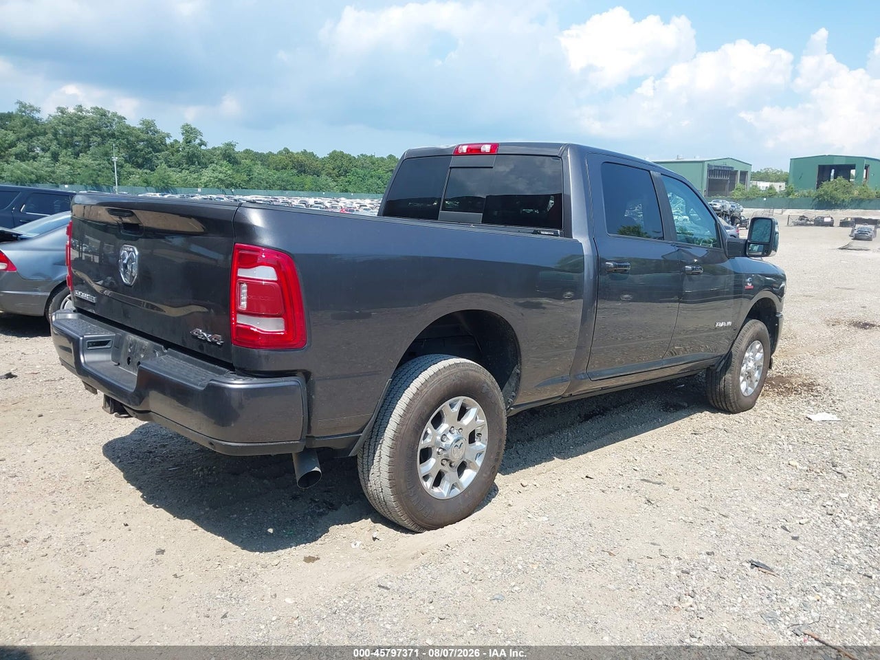 2024 RAM 2500 LARAMIE  4X4 6'4 BOX · 4/11
