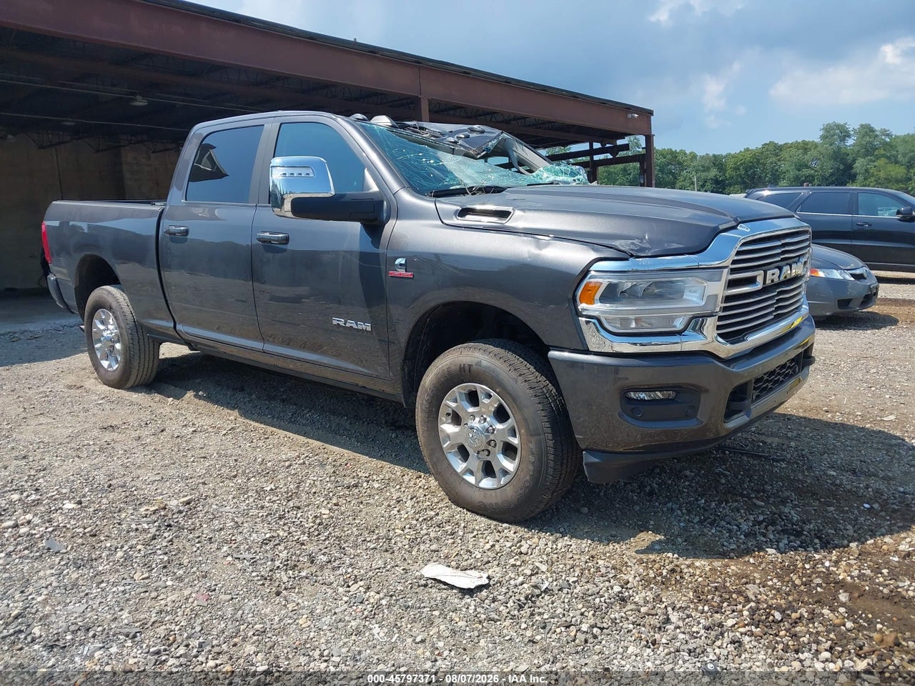 3C6UR5FL0RG****** · 2024 RAM 2500 LARAMIE  4X4 6'4 BOX
