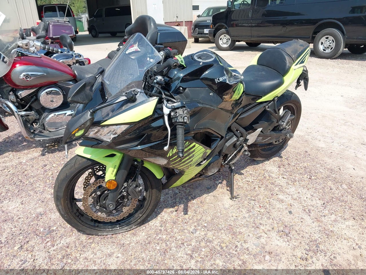 2026 KAWASAKI EX650 P · 2/11