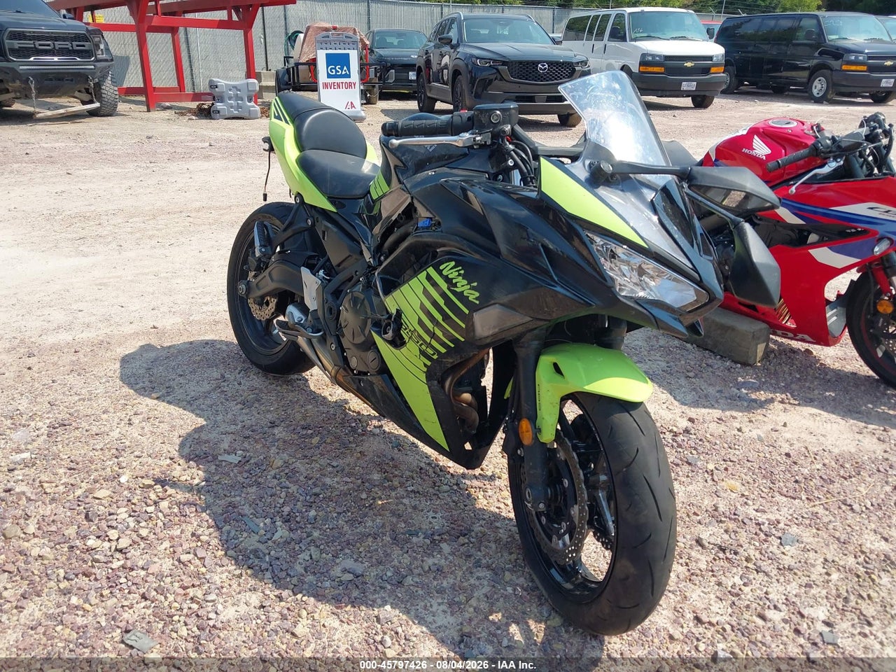 ML5EXEP14TD****** · 2026 KAWASAKI EX650 P