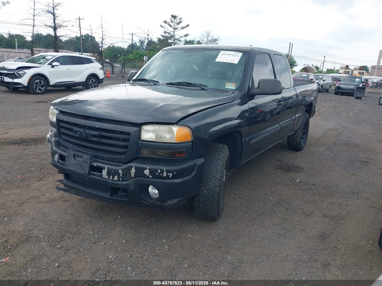 2005 GMC SIERRA 1500 SLE · 2/11