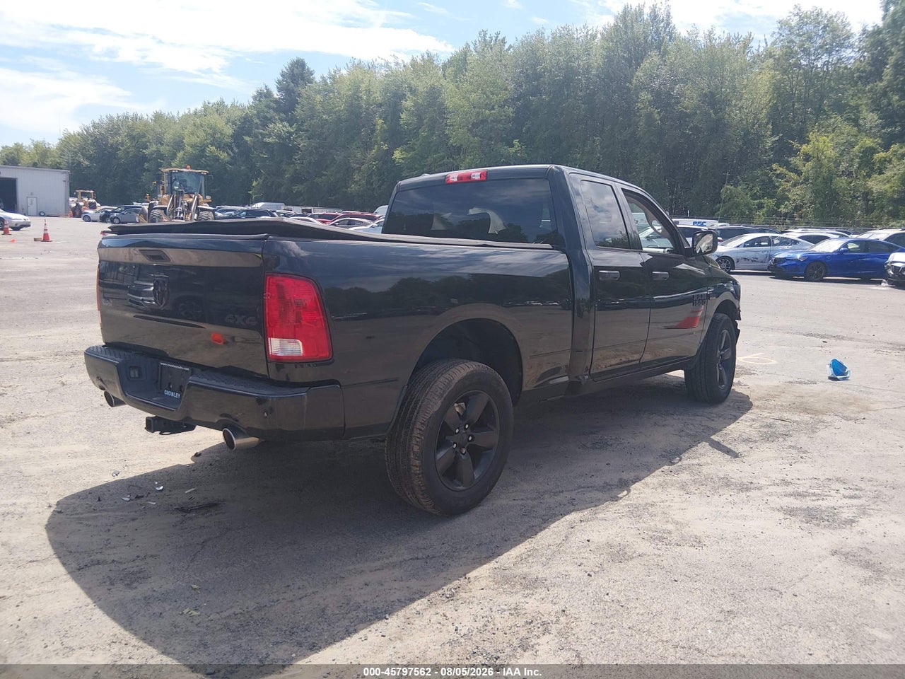 2016 RAM 1500 ST · 4/11