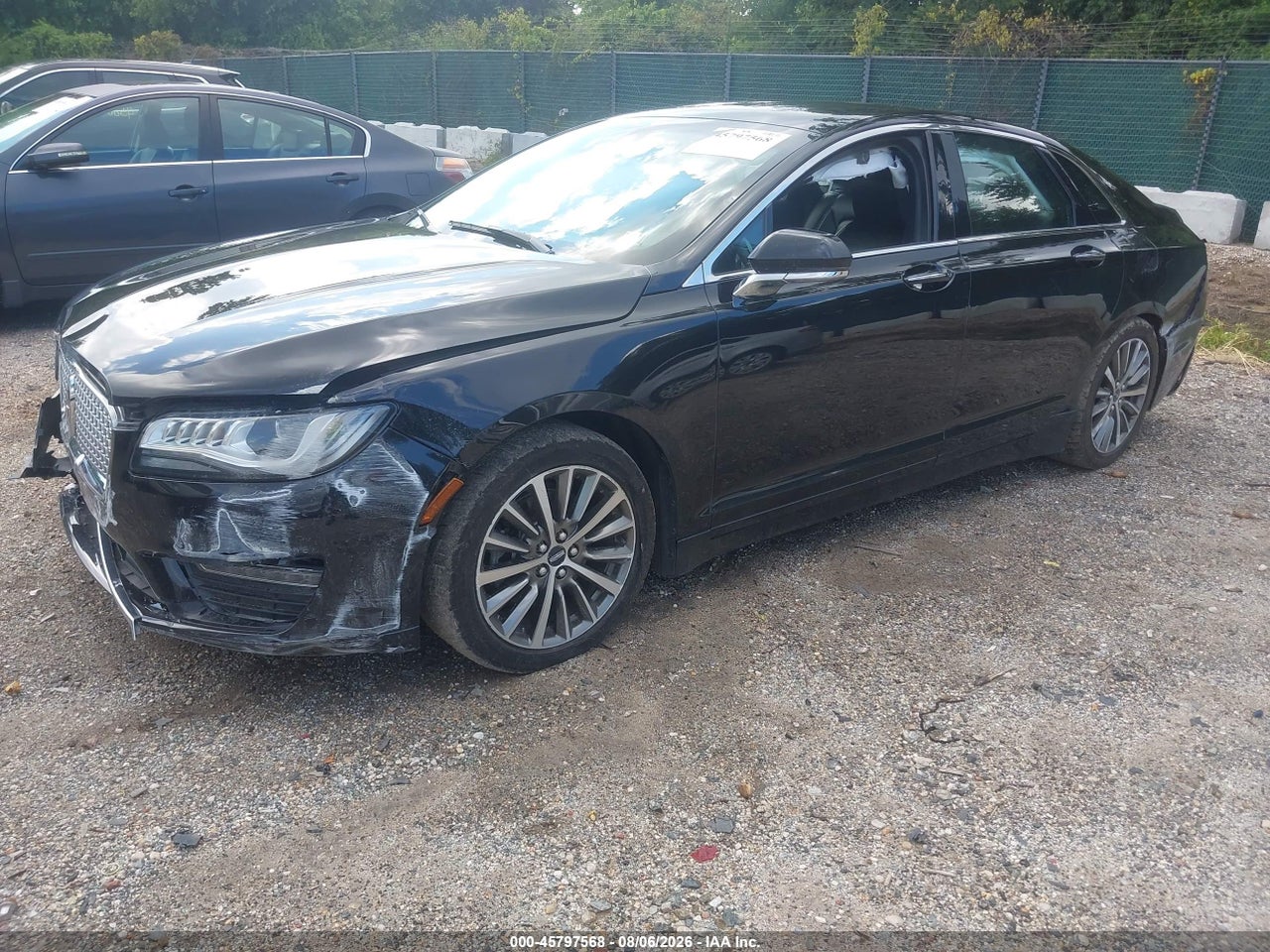 2020 LINCOLN MKZ STANDARD · 2/11