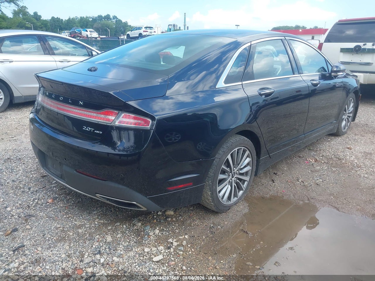2020 LINCOLN MKZ STANDARD · 4/11