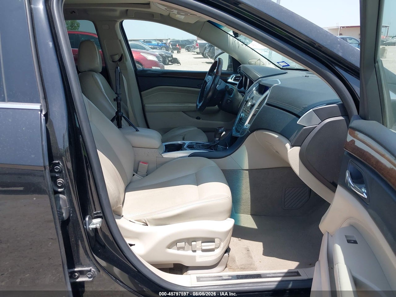 2011 CADILLAC SRX LUXURY COLLECTION · 5/11
