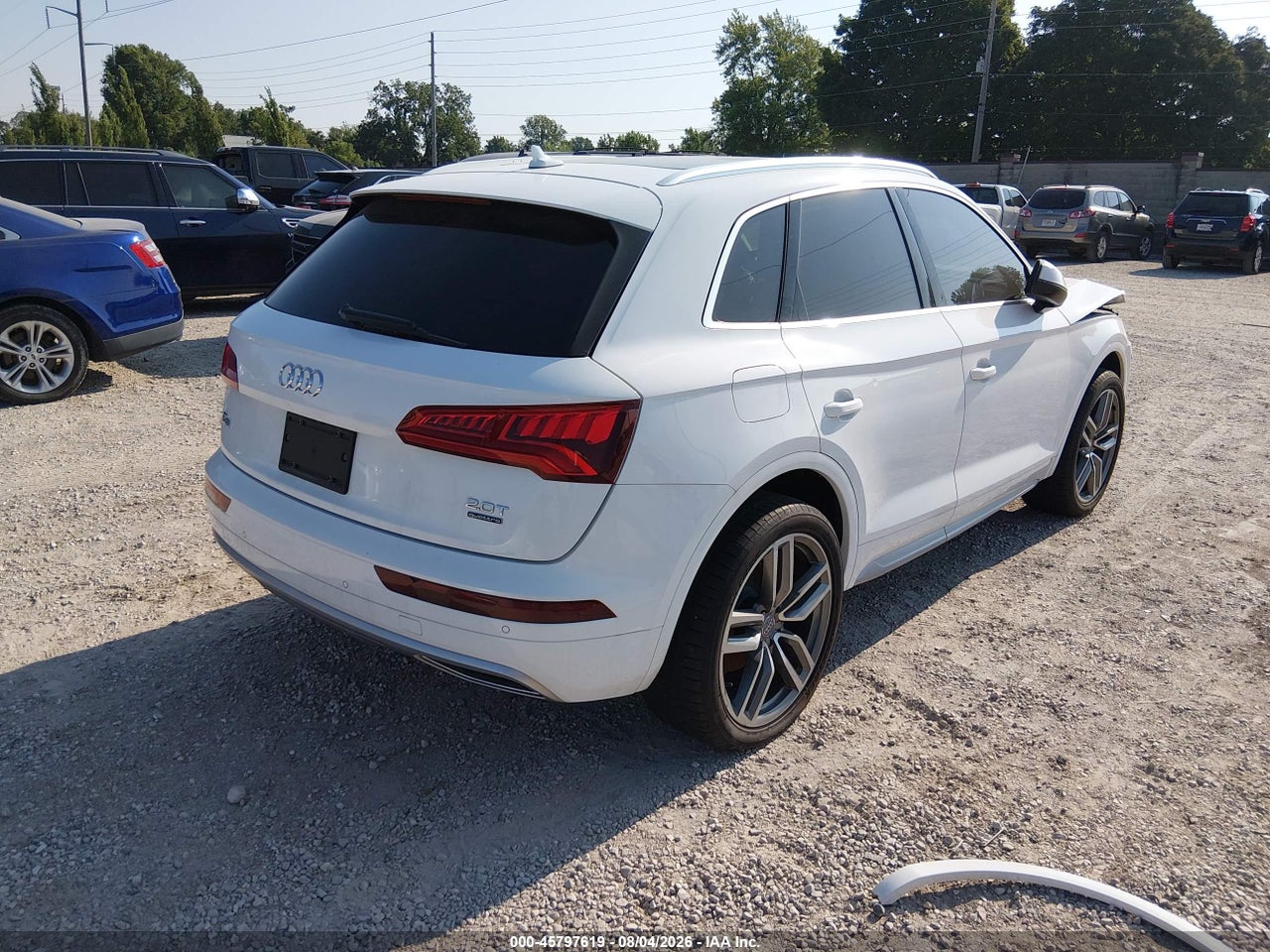 2018 AUDI Q5 2.0T PREMIUM/2.0T TECH PREMIUM · 4/11