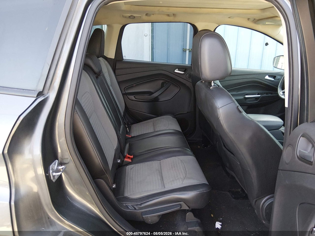 1FMCU0G93HU****** · 2017 FORD ESCAPE SE · 8/11