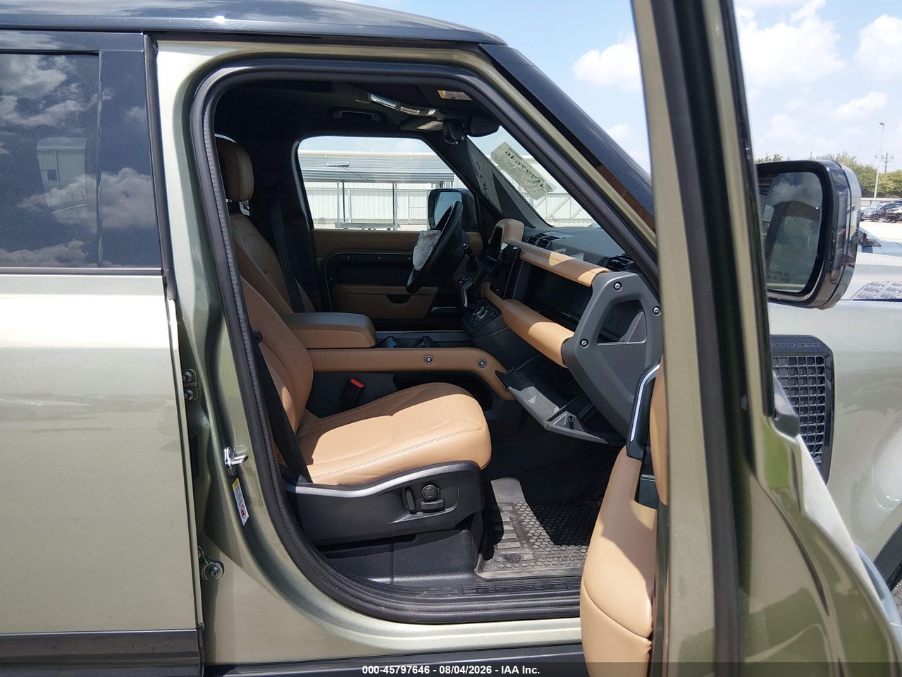 2025 LAND ROVER DEFENDER 110 P400 X-DYNAMIC SE · 5/11