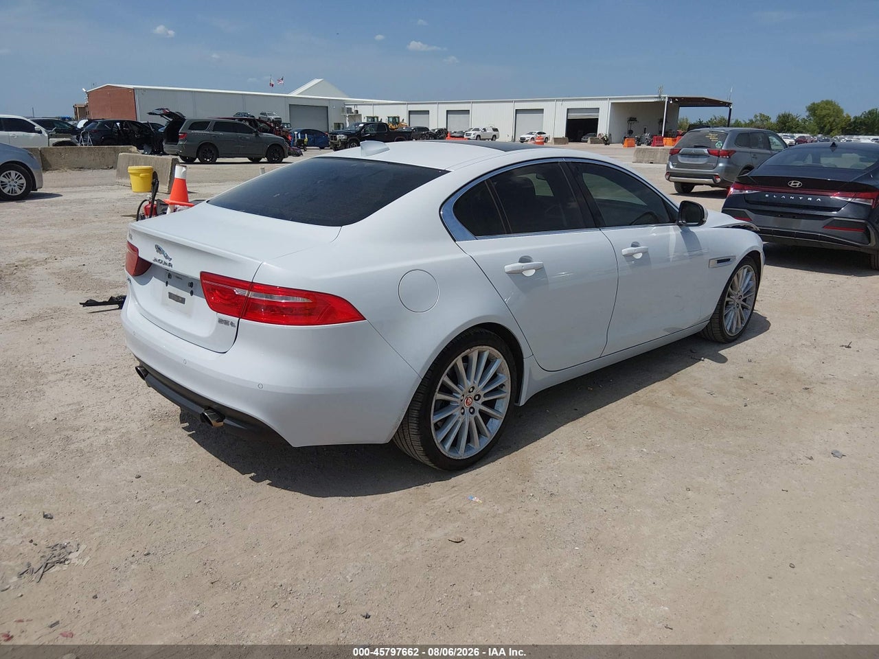 2017 JAGUAR XE 35T FIRST EDITION · 4/11