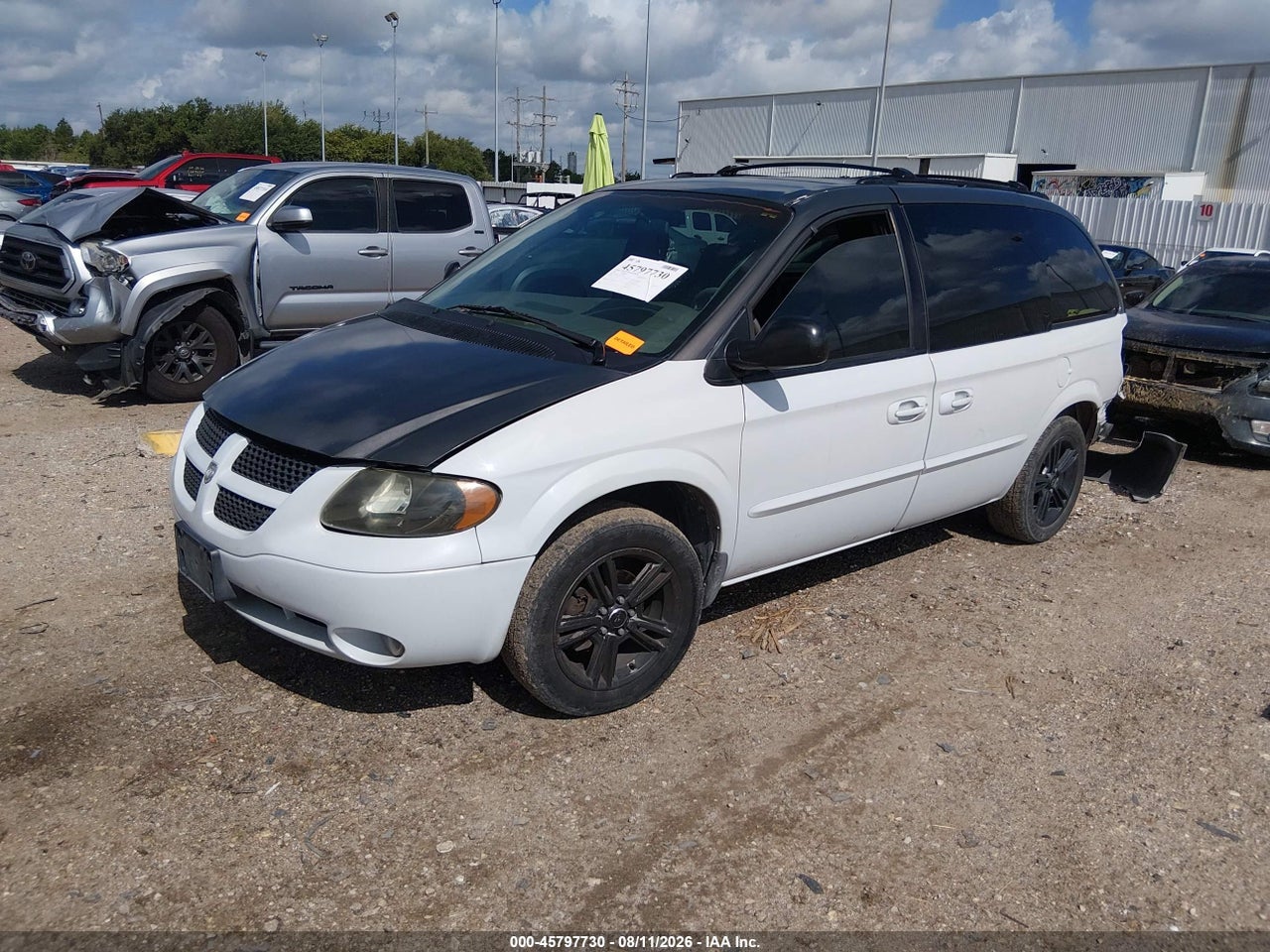 2002 DODGE CARAVAN SE · 2/11